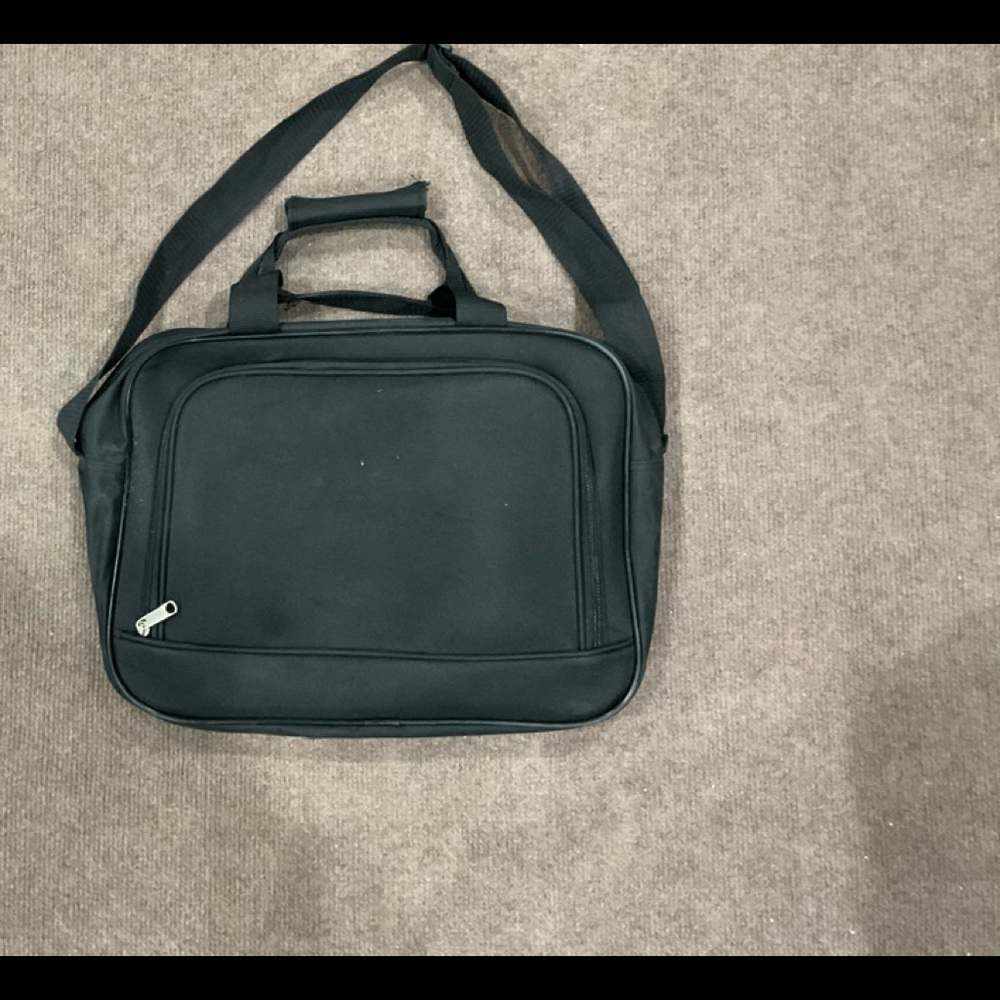 Carry on bag for lab top table or personals